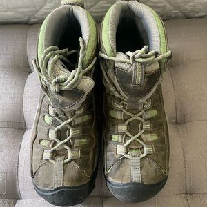 Keen hiking boots